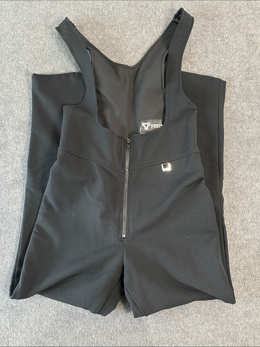 FERA Women’s Black Zip-Front Insulated Stretch Ski Bib (12)